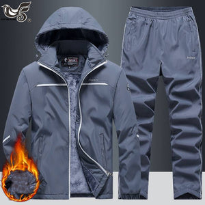 New Causal Tracksuits Men Set hooded Thicken Fleece Hoodies + Sweatpant Winter Sweatshirt Sportswear Male joggering sport suit